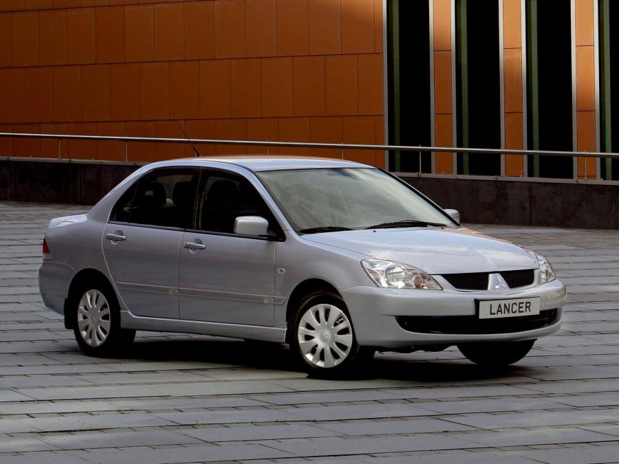  Mitsubishi Lancer 2005 года  (фото 7 из 13)